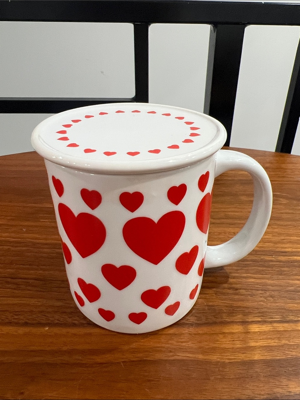 Vintage Heart Ceramic Mug w/ Lid